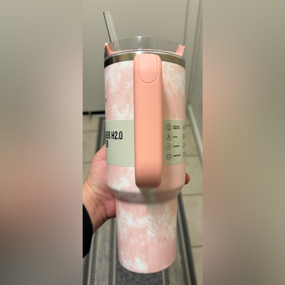 Stanley 40oz The FlowState Quencher H2.0 Tumbler : Peach Tie Dye - Picture 2 of 7